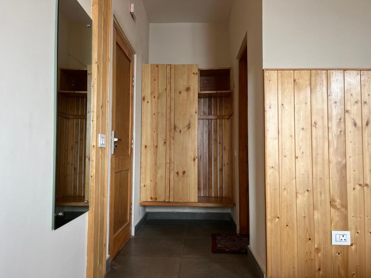 The Bulevar - Whispering Willows Hotel Sissu Exterior photo