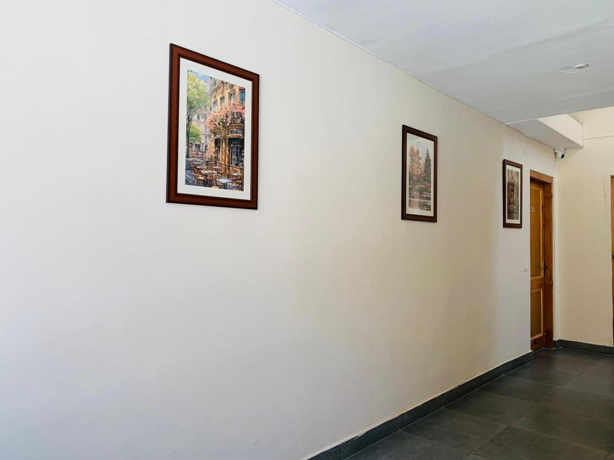 The Bulevar - Whispering Willows Hotel Sissu Exterior photo